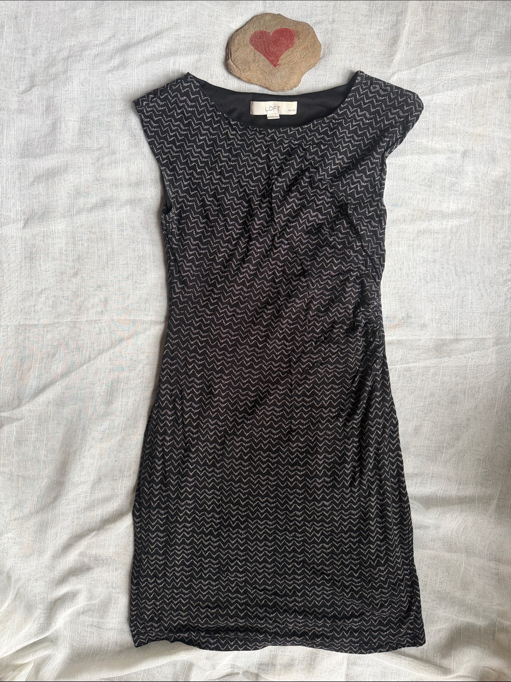 NWOT LOFT Black Chevron Cap-Sleeve Midi Dress